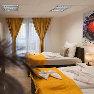 Cannstatter Hotel *
