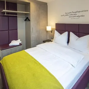 Отель Gloria Superior 3*