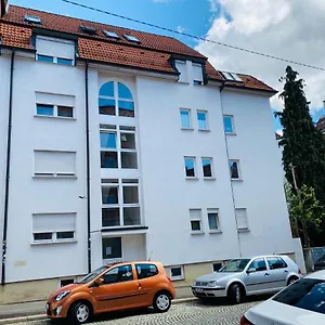 Exklusiv Moeblierte In Besten Lage * Stuttgart