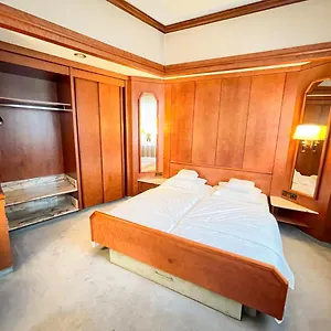 Gaestehaus Sophienstrasse * Stuttgart