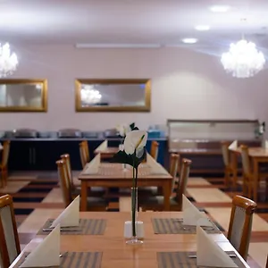 Hotel Ross