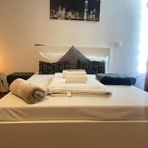 Apartment Studio-apartment *