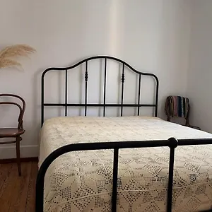Ferienwohnung West 2 *