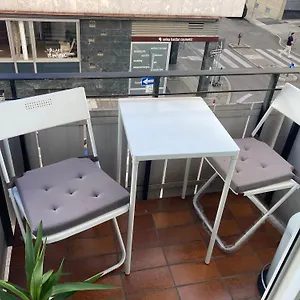 Schoene 1 Zimmer Mit Balkon Am Feuersee *