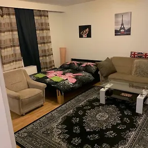 Ferienwohnung In Mitte Apartment