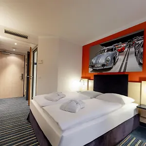 Mercure Center Hotel