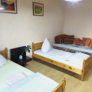 Kamen 2 Zimmer * Stuttgart