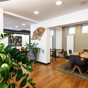 Отель Internationales Studierendenhotel *