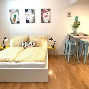 Gemuetliches Nest Mitten In Apartment *
