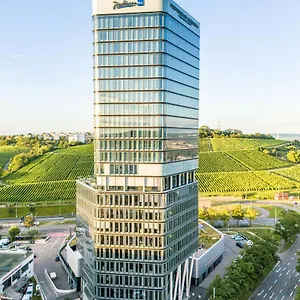 Radisson Blu At Porsche Design Tower Hotel Stoccarda