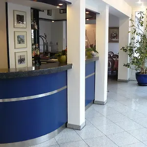 Mirage Zentrum 3*